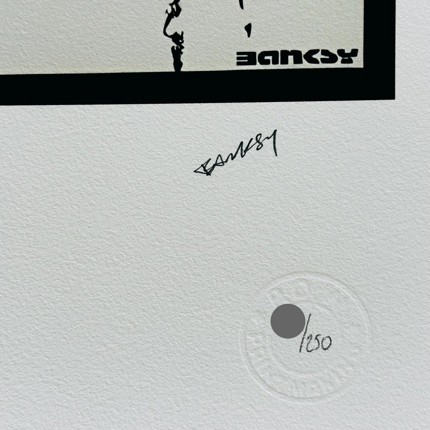 Genummerde editie BANKSY HMV Gesigneerd - certificaat - Wall Art, Grafitti Art, Lithograph, Stencil Art